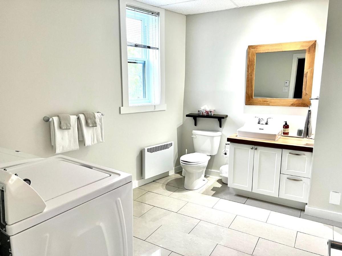 Sutton - Condo Au Coeur Du Village 외부 사진